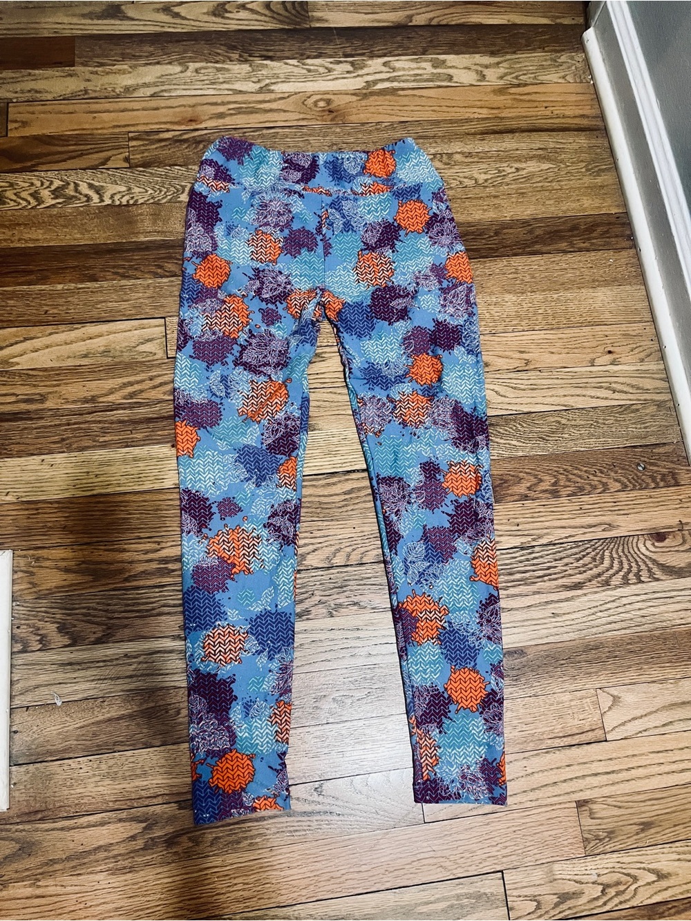 LuLaRoe Blue Floral Print Leggings